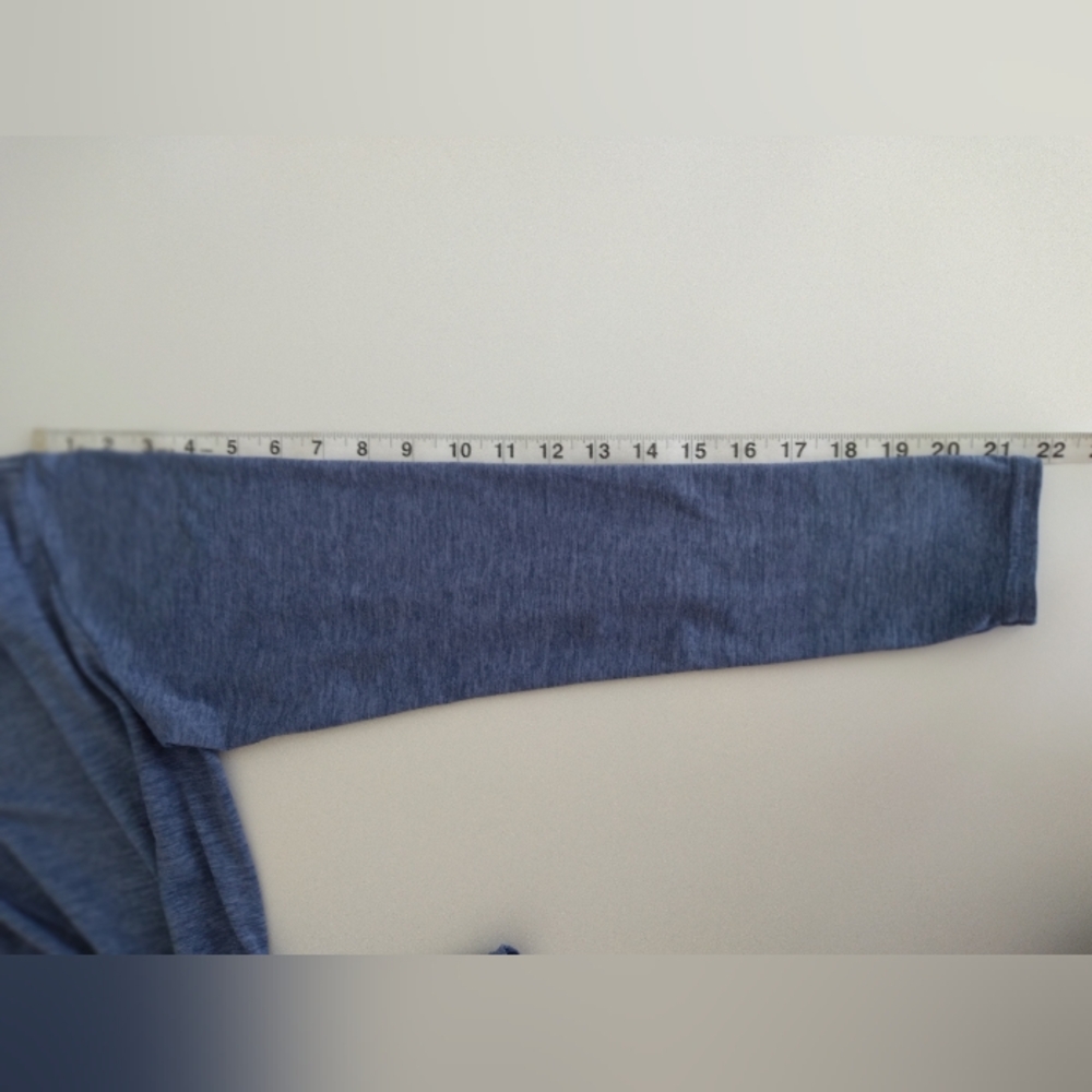 Like New! Patagonia Heathered Blue Crew Neck Athletic Long Sleeve Shirt - Picture 9 of 11
